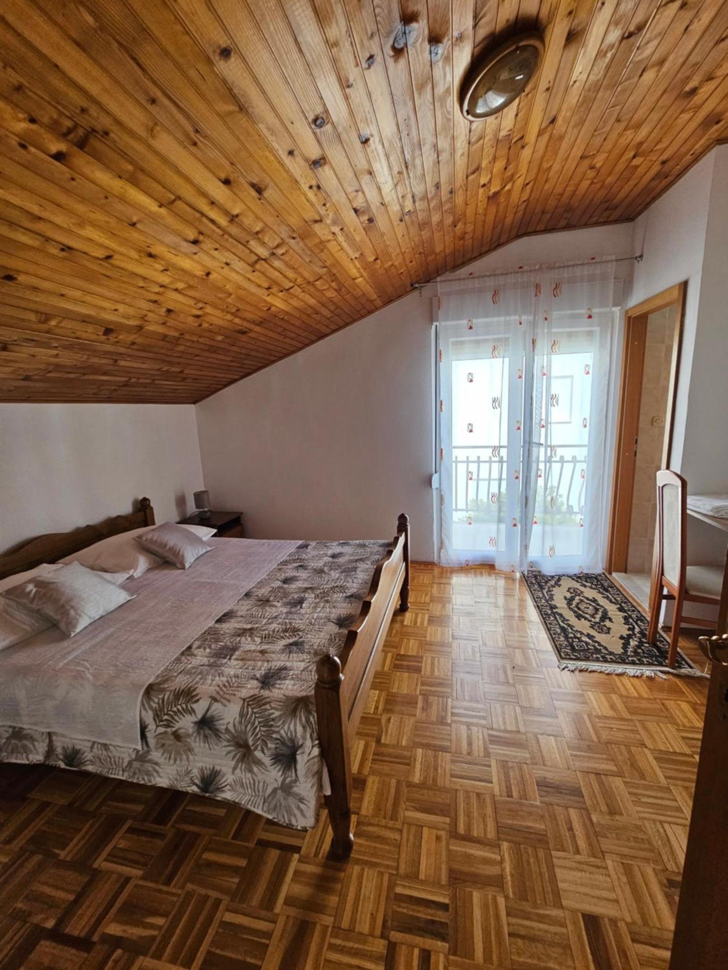 Apartment Slavka Трогір Екстер'єр фото